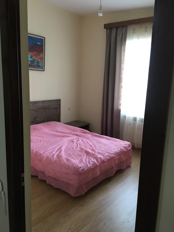 Art Guesthouse Єреван Екстер'єр фото