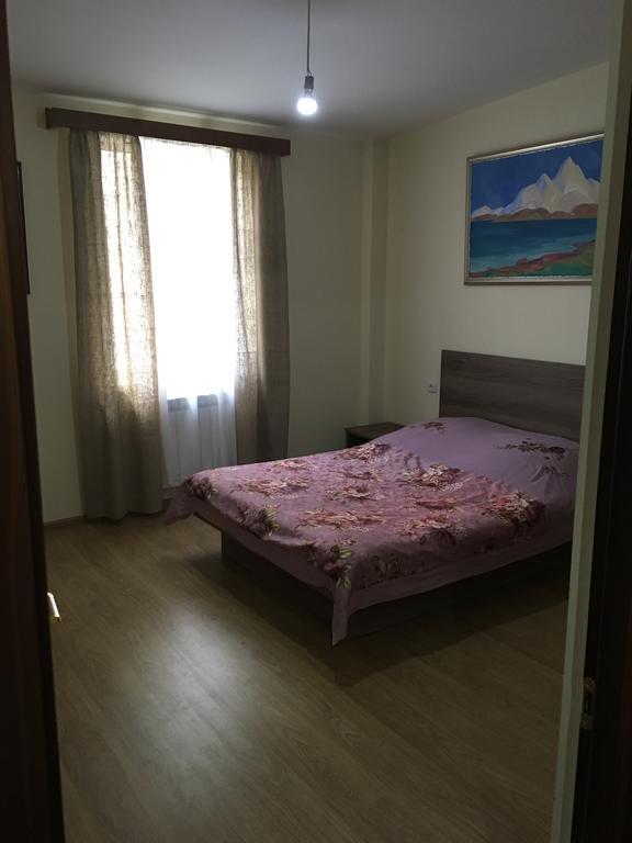 Art Guesthouse Єреван Екстер'єр фото