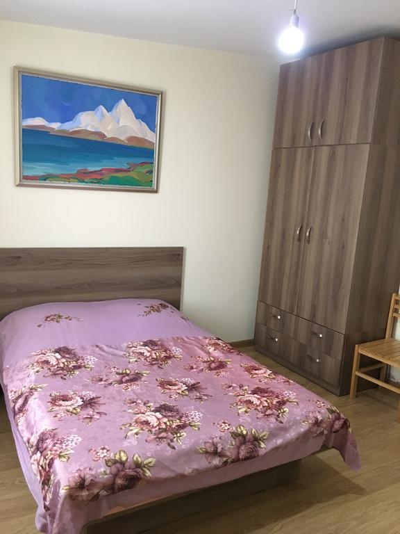Art Guesthouse Єреван Екстер'єр фото
